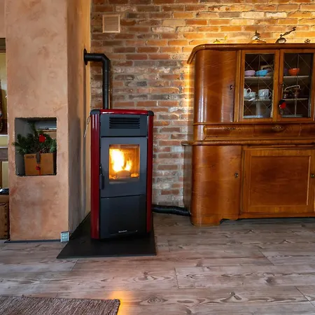 Romantisches Winzerhaeuschen Schwarzwald Und Weinberge *